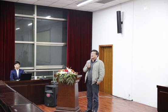 C:\Users\hp\Desktop\俞董讲座\现场照片\_K2A0420_看图王.jpg